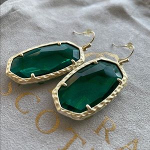 Kendra Scott Ella Emerald/Gold drop earrings